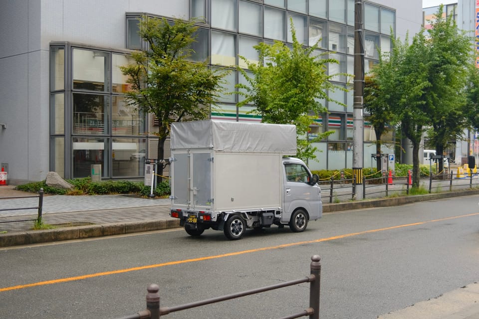 Tiny truck